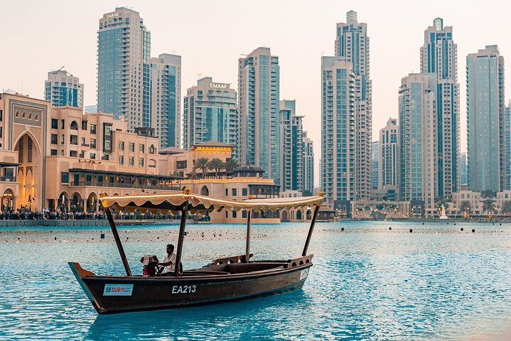 Why More Europeans Are Moving Their HQs to Dubai Free Zones?